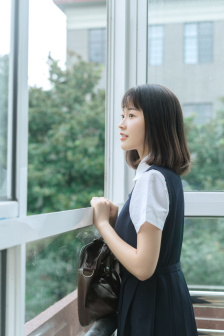 弯的我们在线观看
